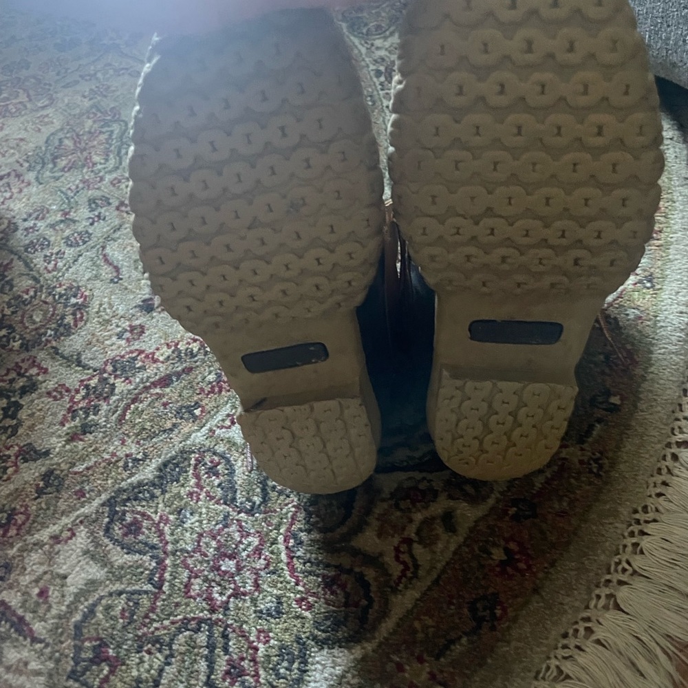 Size 9 LL Bean ankle duck boots - Picture 5 of 9